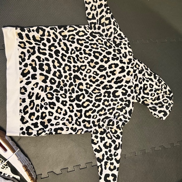 Nike - Picture 2 of 3